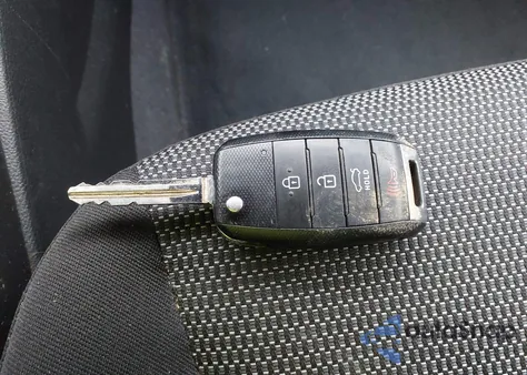2018 Kia Forte Lx from USA, damaged, VIN 3KPFK4A72JE183451